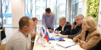 Задать вопросы властям по благоустройству и организации парковок в городе смогли сотрудники «Метровагонмаш» - Regions.Ru